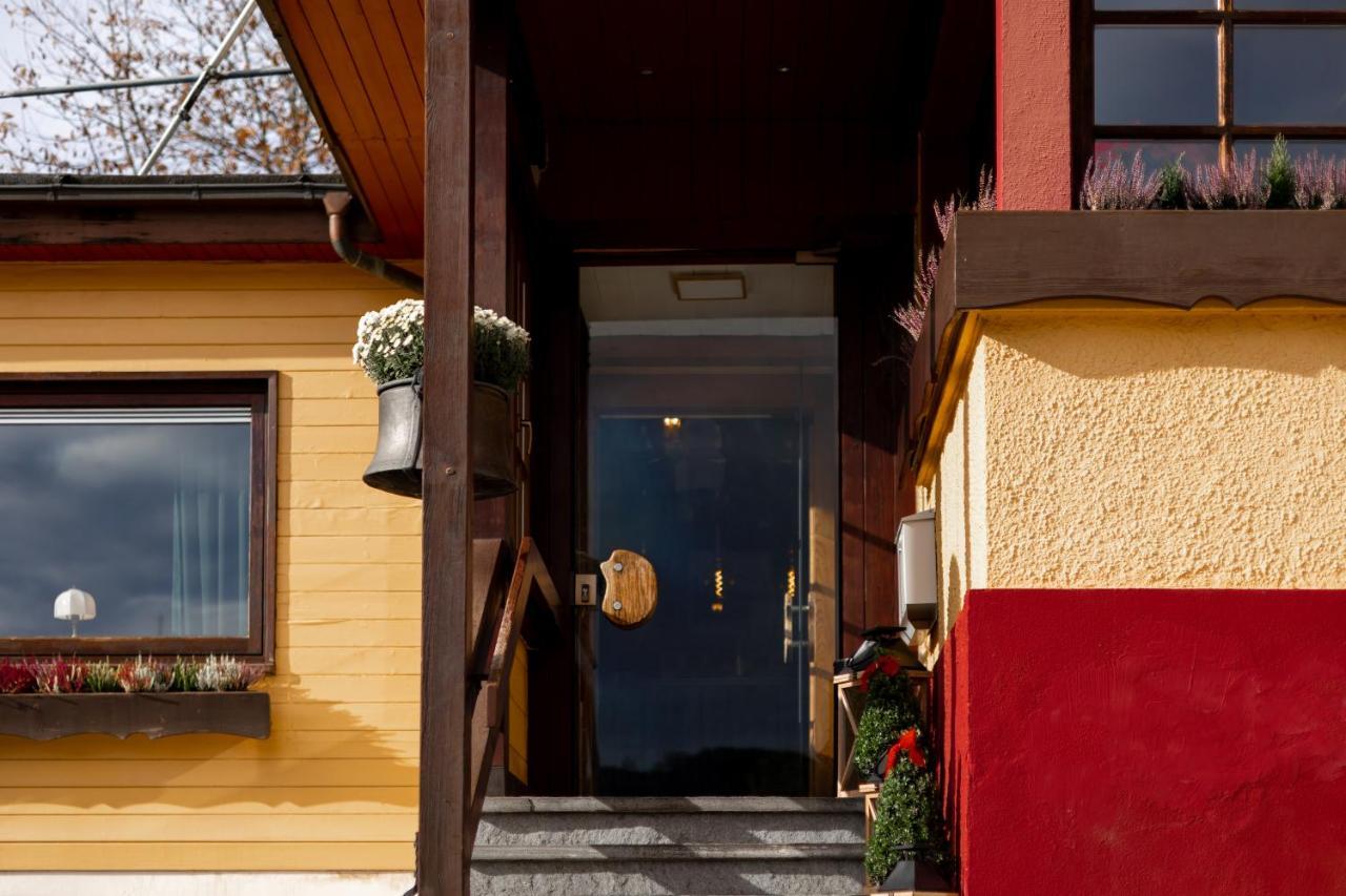 Hotel Zum See, Titisee Exteriör bild
