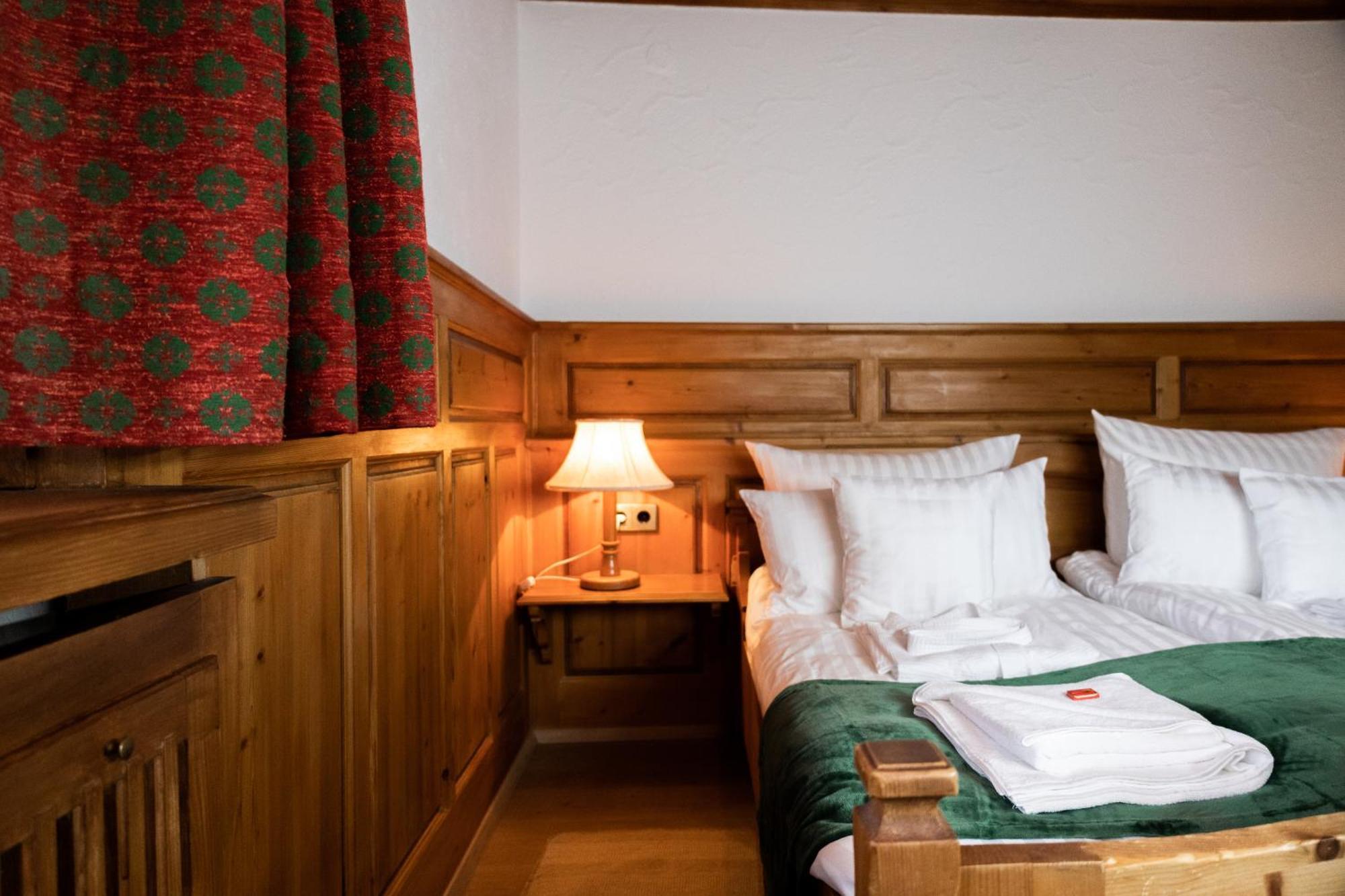Hotel Zum See, Titisee Exteriör bild