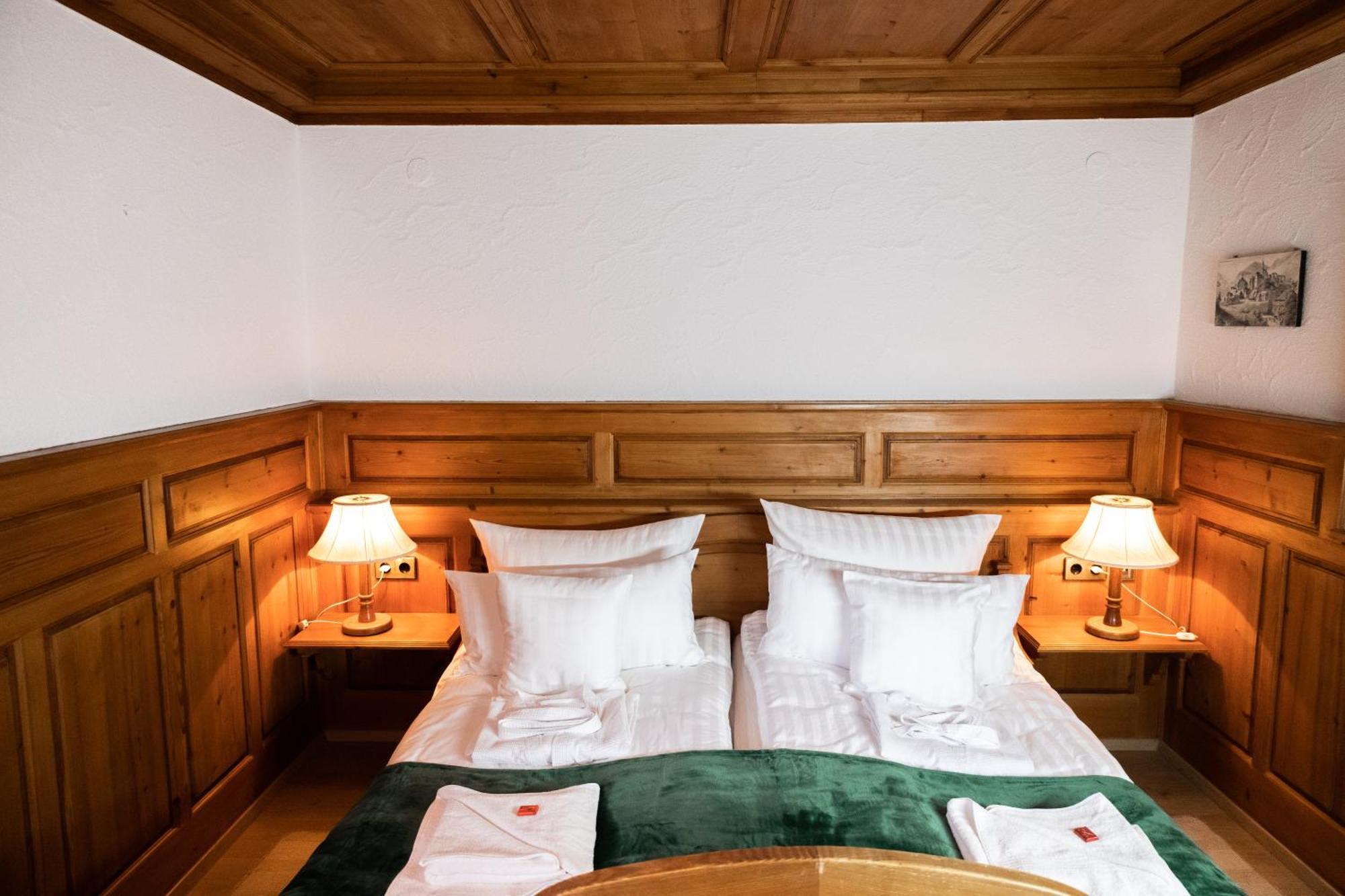 Hotel Zum See, Titisee Exteriör bild